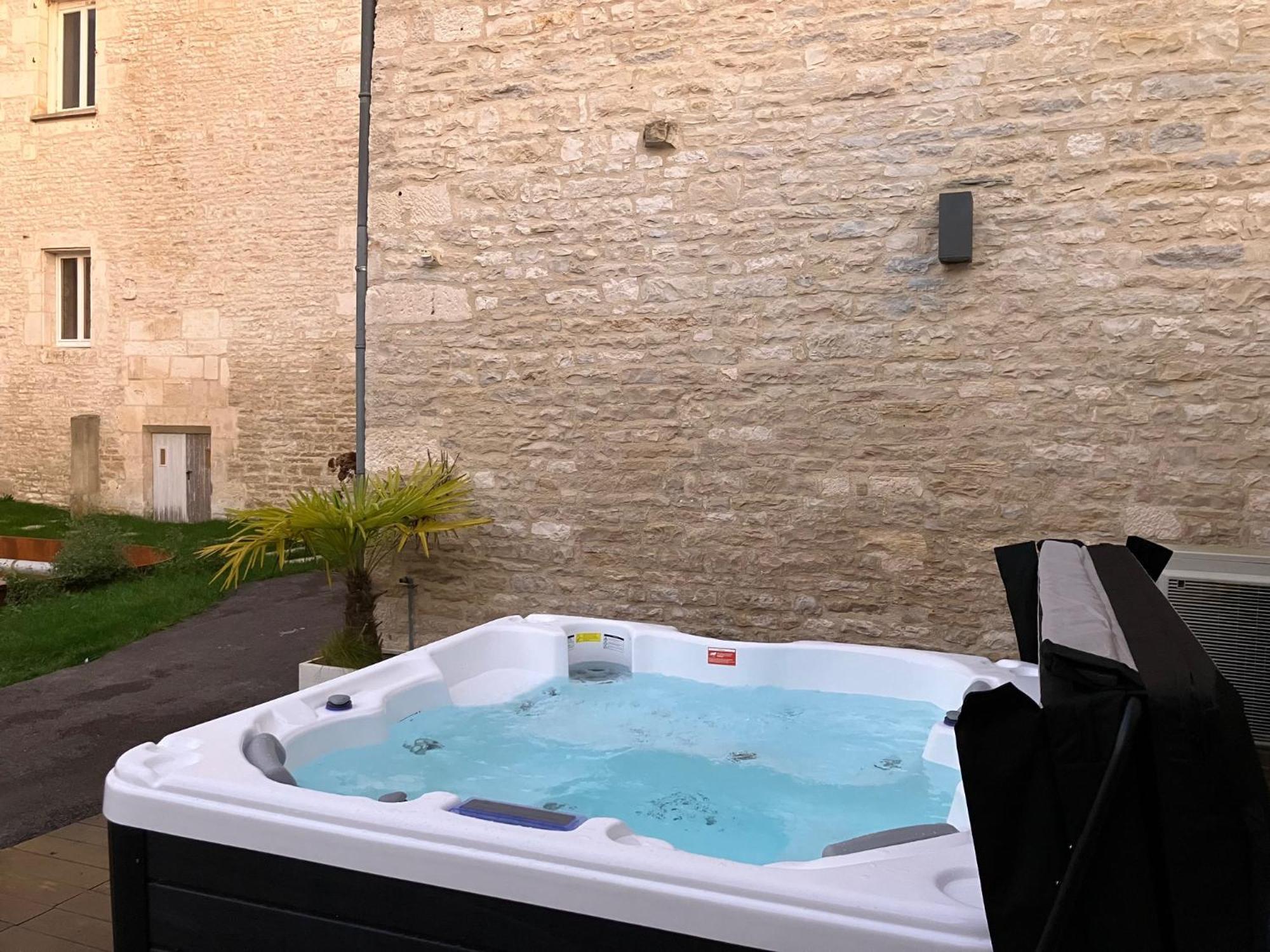 La Villa Lombardi En Champagne, Avec Piscine Privee Et Jacuzzi Les Riceys Екстериор снимка